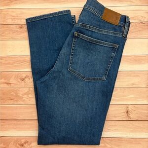 J. Crew 9” Vintage Slim Straight mid-rise jeans Women’s 28 blue